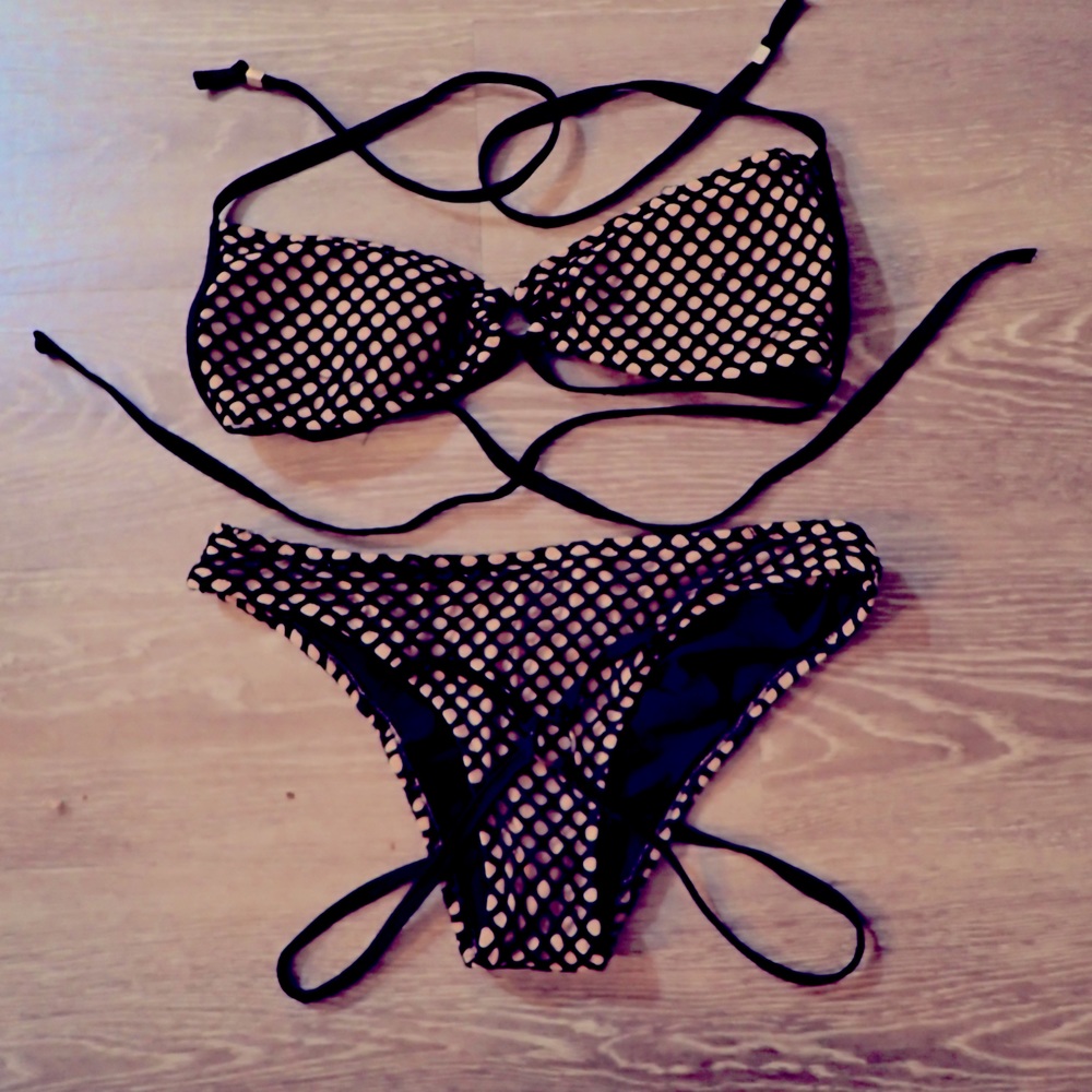 Swim suit